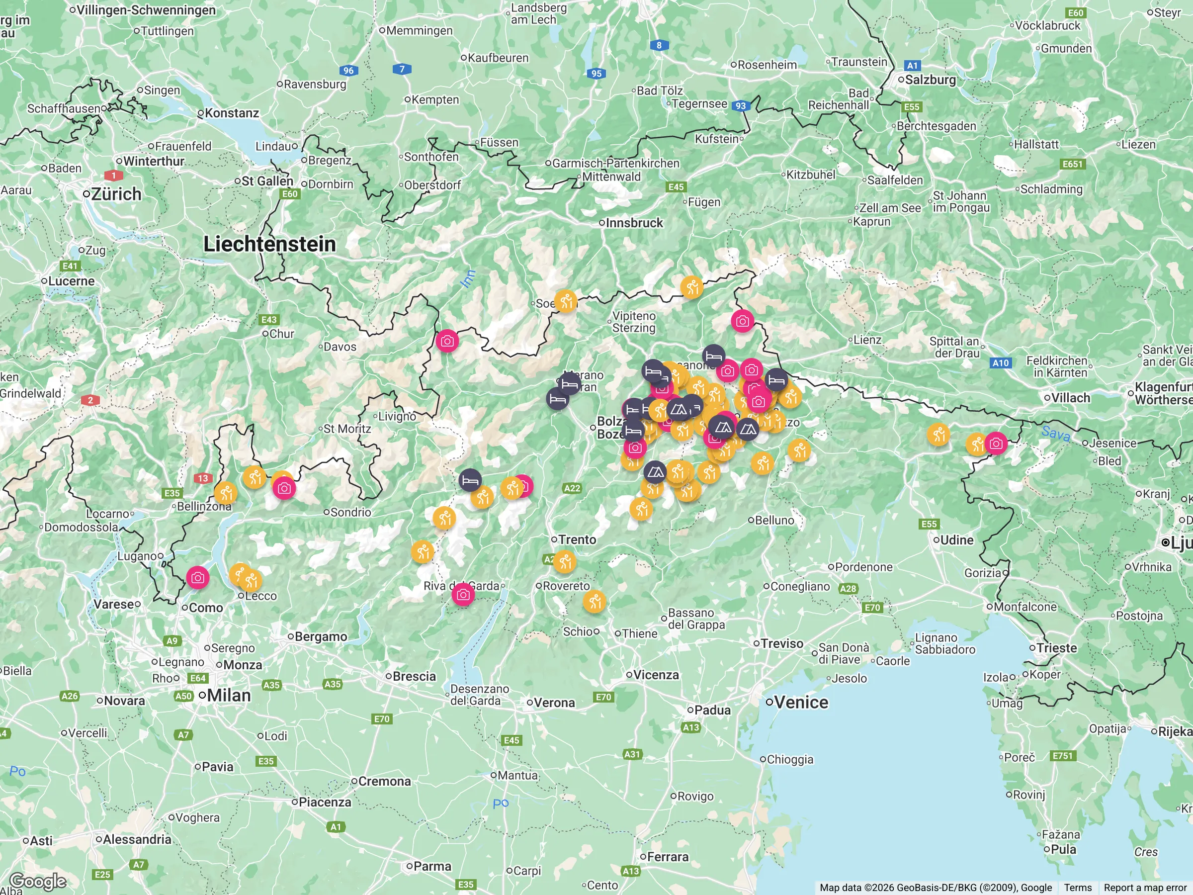 Day Walks in the Dolomites : 50 short walks in the Italian Dolomites –  Backcountry Books, image size:2400x1800